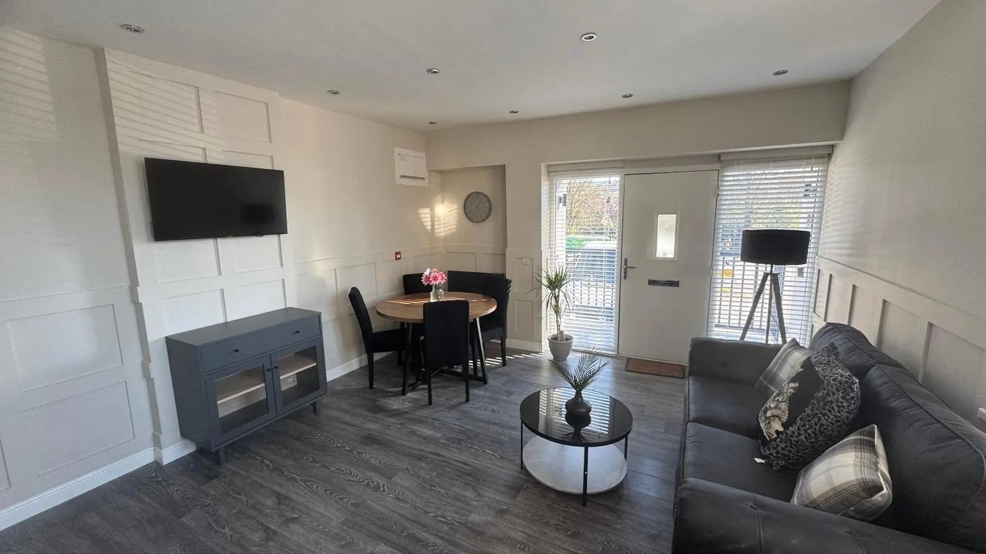 Sovereign House Apartment With Private Car Park 基斯利 英国